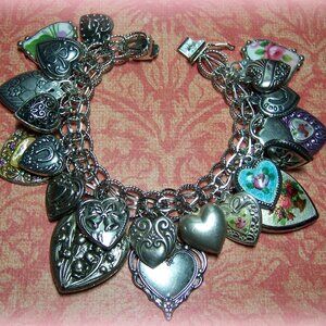 Sterling Silver Vintage Puffy Heart Bracelet 24 Charms